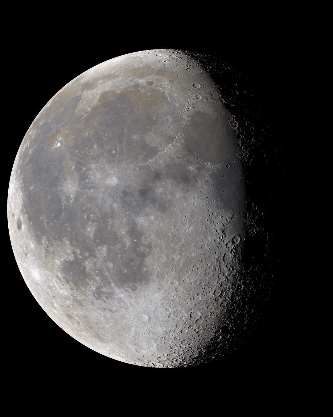 06 / 13 · Waning Gibbous 75%